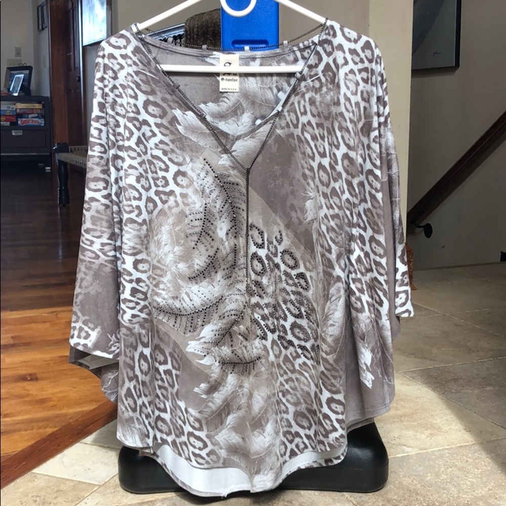 Soft Grey Print Poncho Style Top Metal